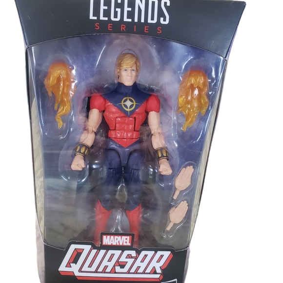 Quasar Marvel Legends 6" Action Figure Exclusive Wendell Vaughn w/ Quantum Bands - Picture 8 of 9